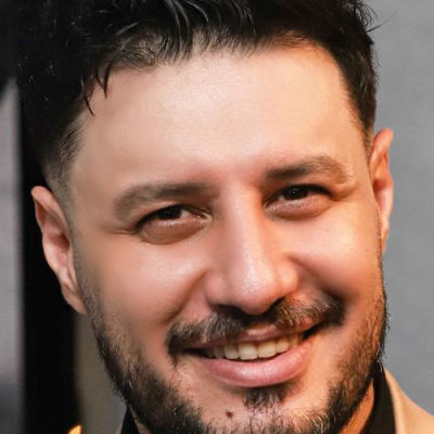 JE